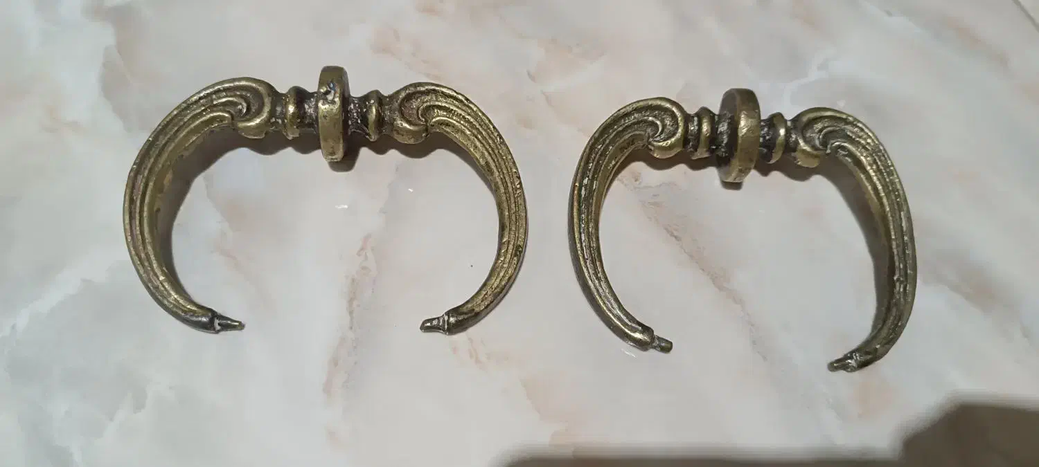 کوبه ی در قدیمی|کلکسیون اشیاء عتیقه|خرمدره, |دیوار