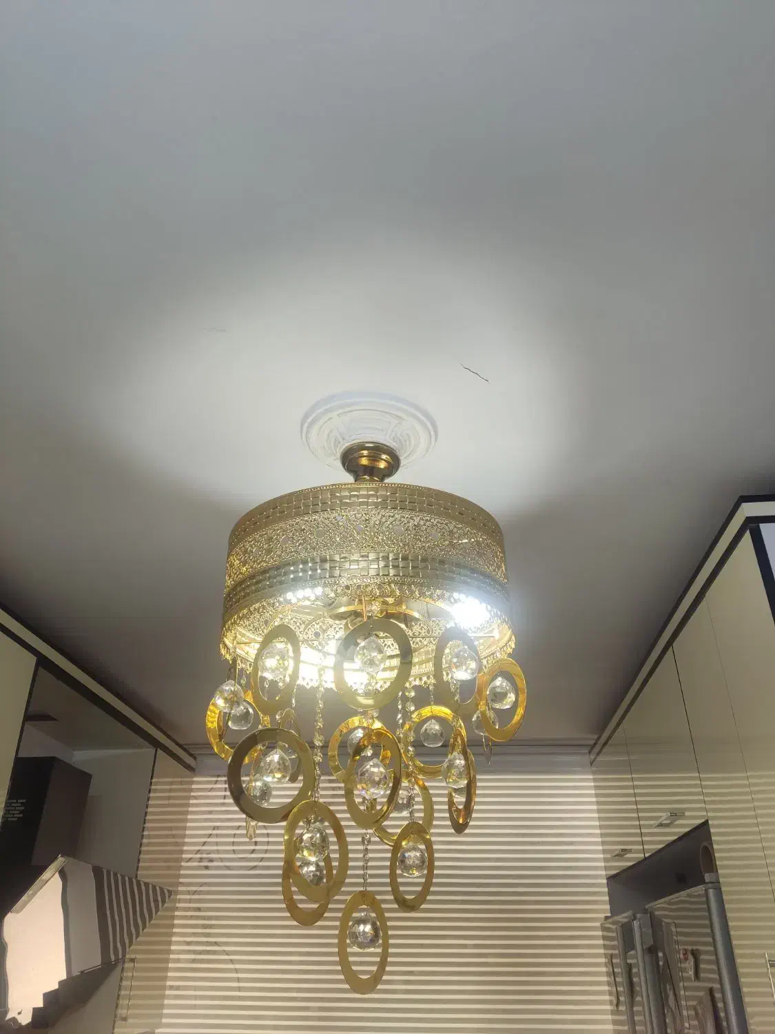 لوستر|لوستر و چراغ آویز|اسلام‌شهر, شهرک واوان|دیوار