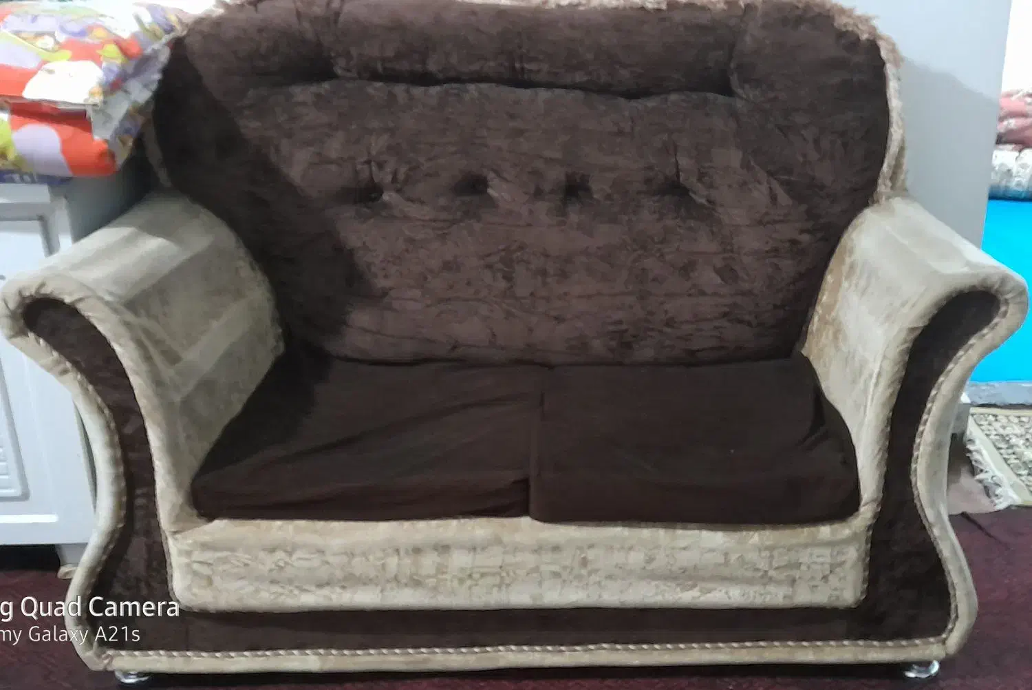 مبل قهوه ای دست دوم|مبلمان خانگی و میز عسلی|مرودشت, ژیان|دیوار