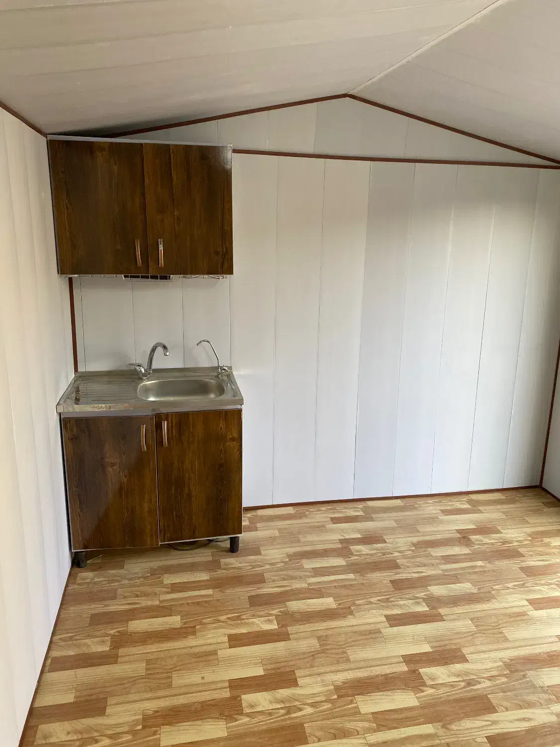 کانکس ۱۸ متری با سینک و کابینت|مصالح و تجهیزات ساختمان|قدس, شهر‌قدس|دیوار