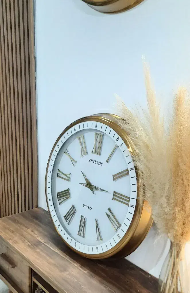 ساعت دیواری وفایی|ساعت دیواری و تزئینی|شیراز, شاهجیان|دیوار