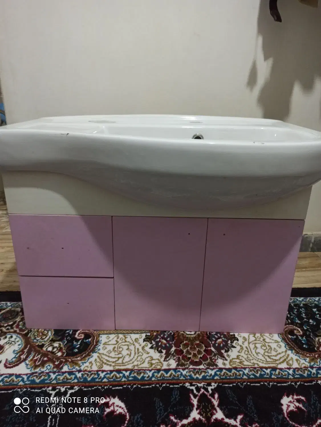 روشویی|لوازم سرویس بهداشتی|بومهن, |دیوار