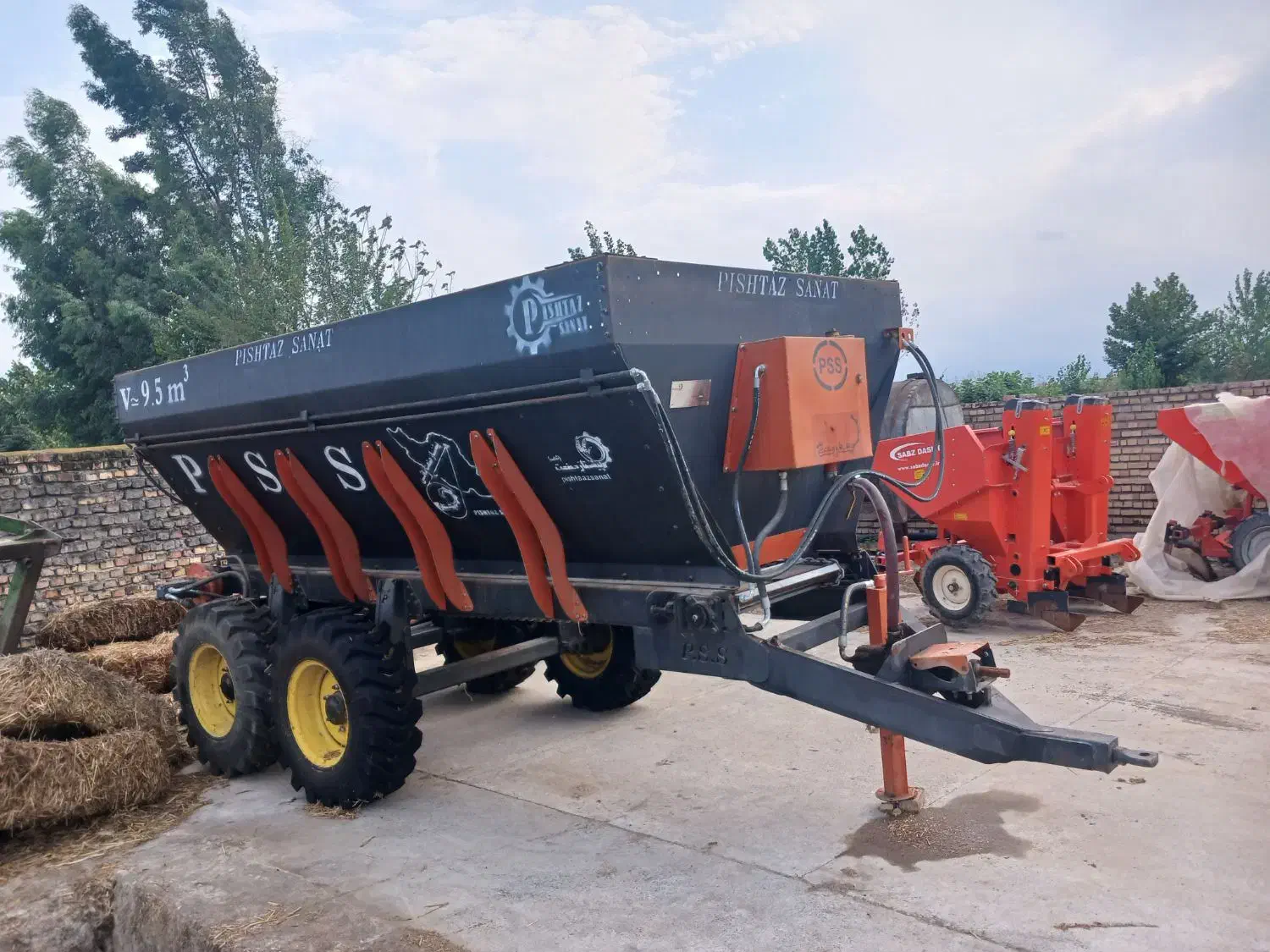 کود پاش دامی|ماشین‌آلات صنعتی|فیروزکوه, |دیوار