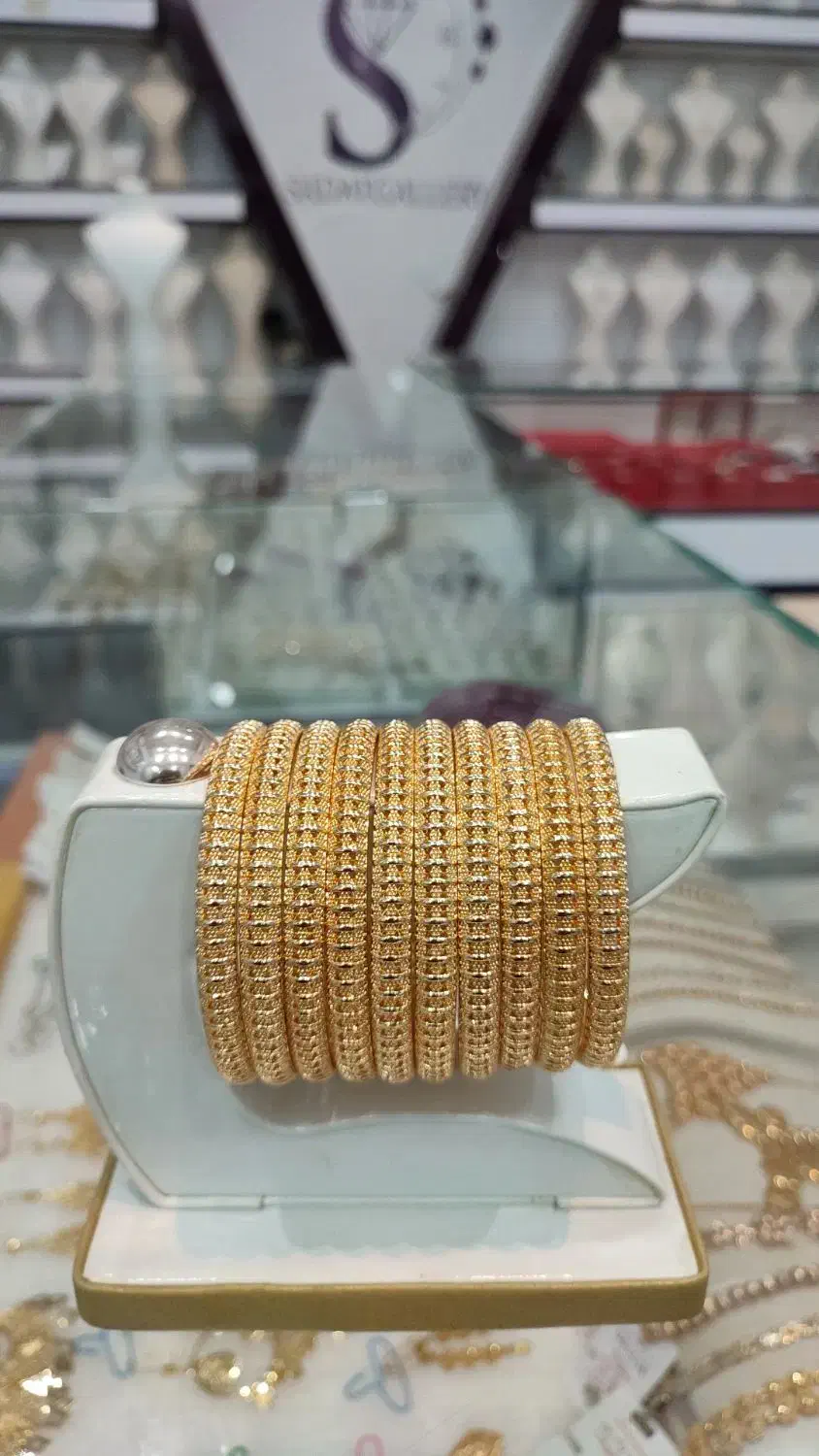 النگو اماراتی|بدلیجات|آبپخش, |دیوار