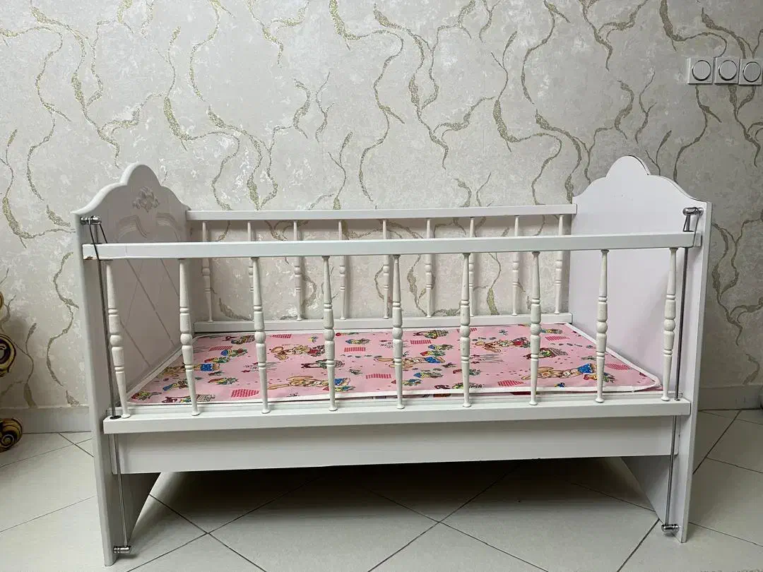 تخت و کمد و دراور|تخت و صندلی بچه|قزوین, |دیوار