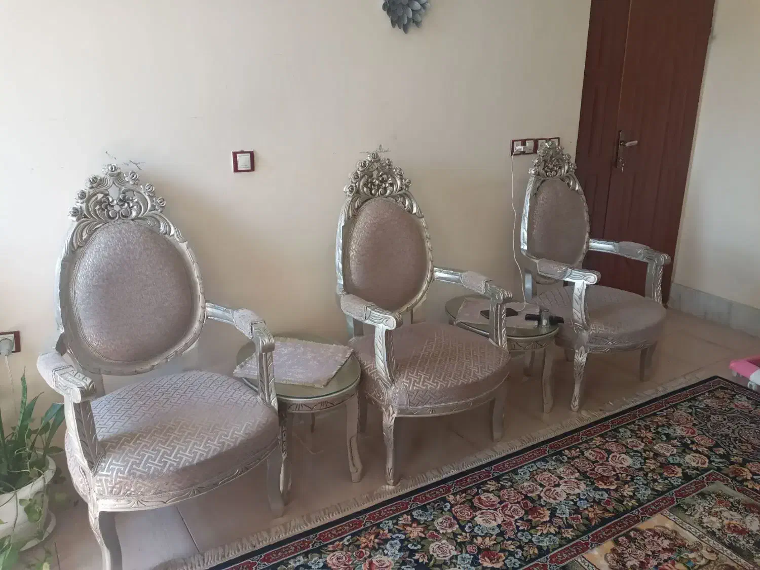 مبل ۹ نفره سلطنتی ۲۷ میلیون|مبلمان خانگی و میز عسلی|الیگودرز, |دیوار