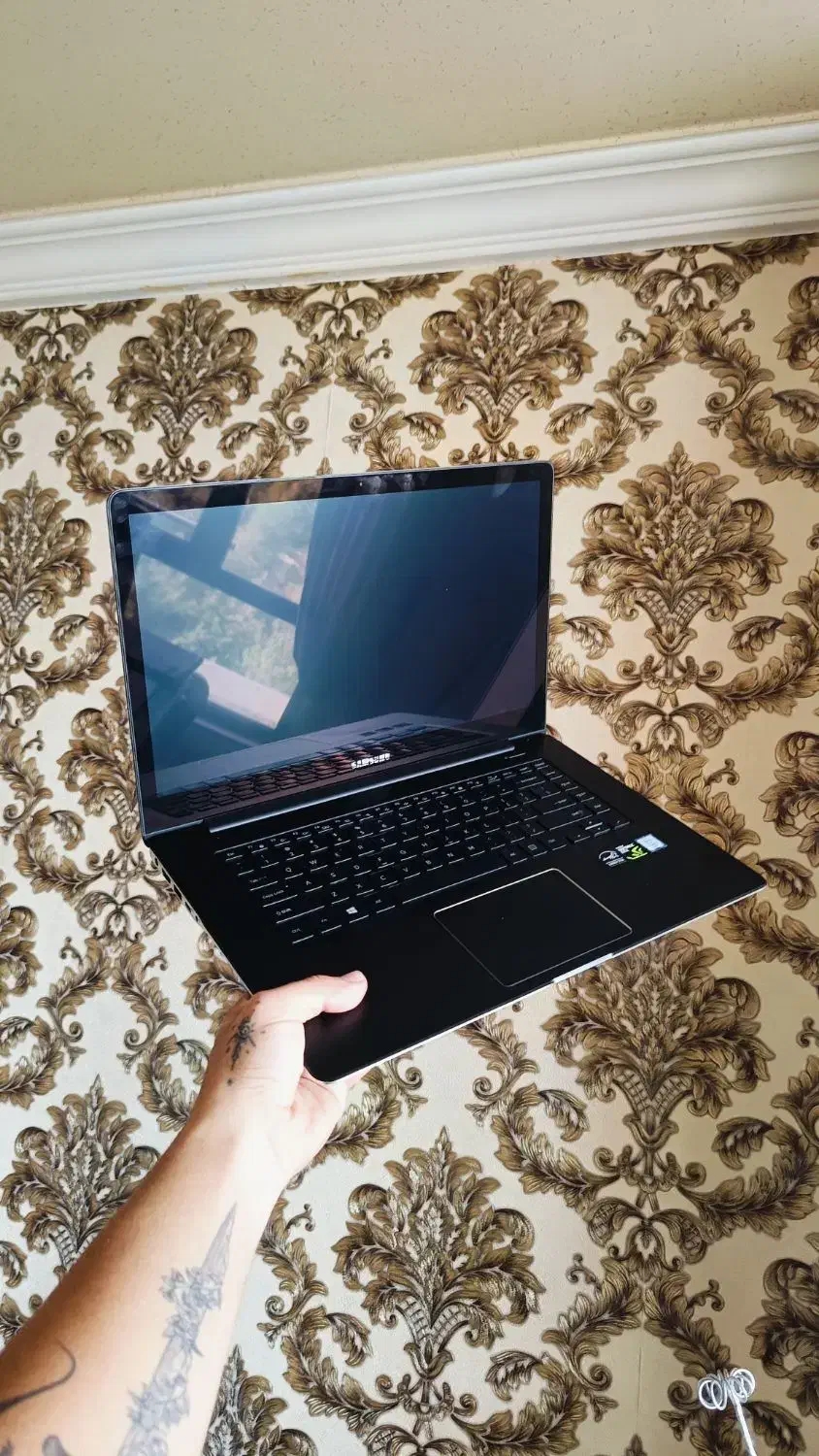 لپتاپ قدرتمند و لمسی  core i7 HQ صفحه 4k+گرافیک|رایانه همراه|ارومیه, |دیوار
