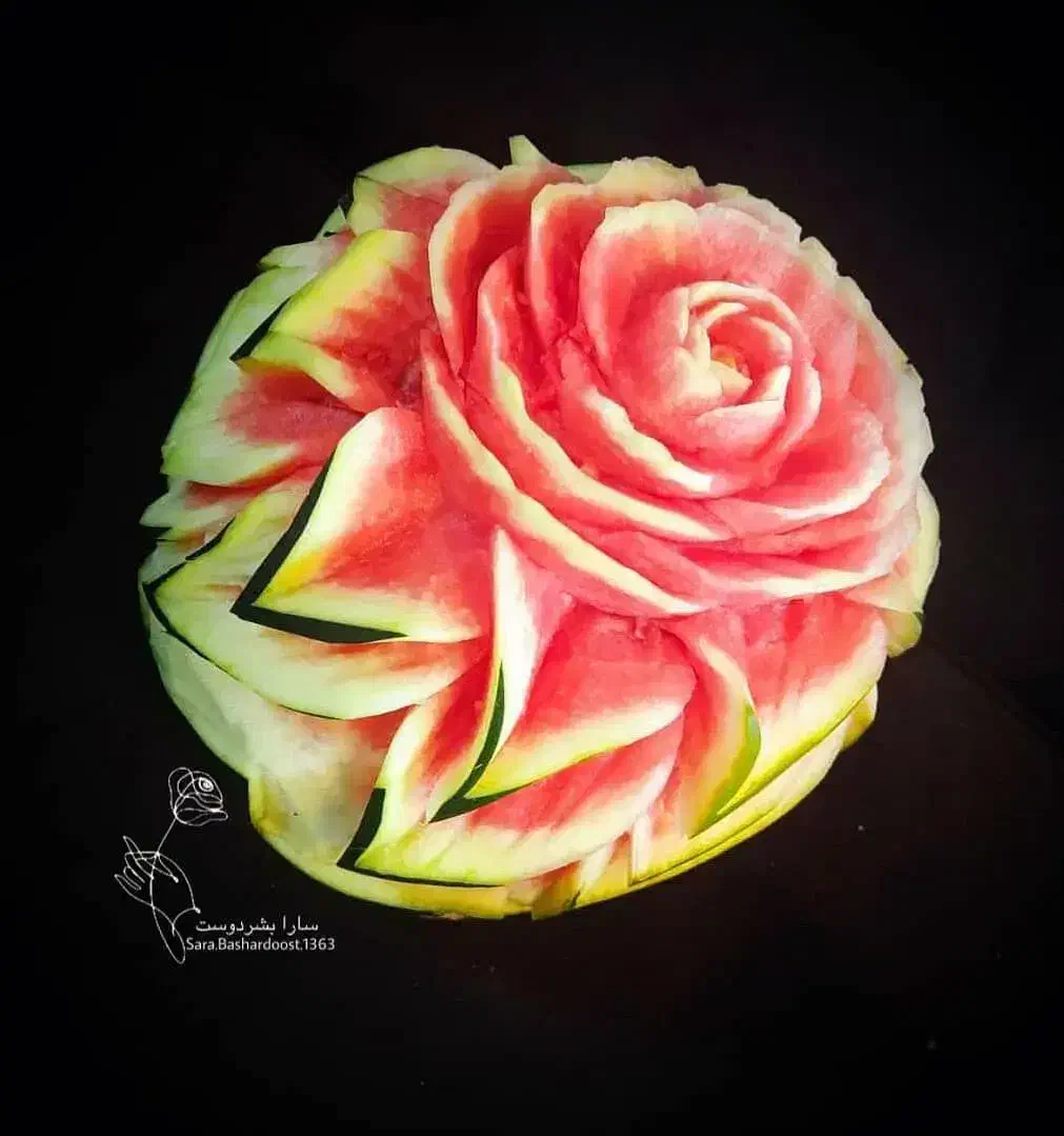 حکاکی میوه آرایی یلدا تخصصی عروس|خدمات پذیرایی، مراسم|رشت, دباغیان|دیوار