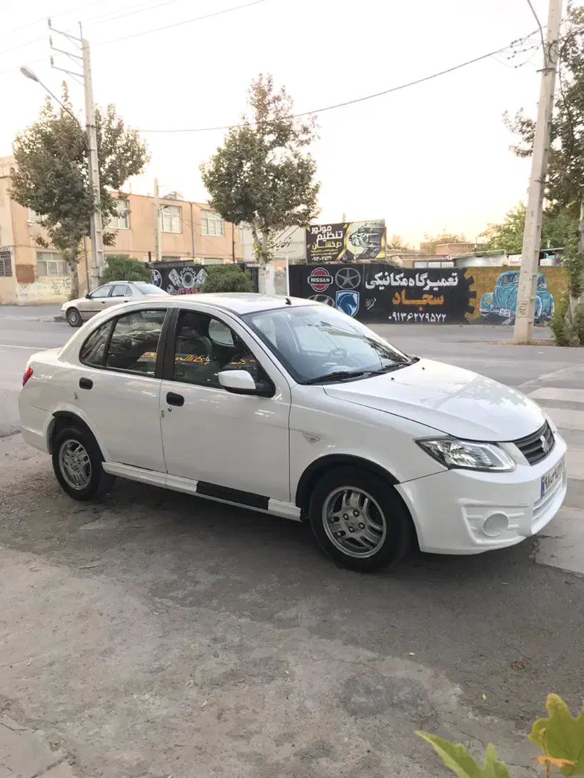 ساینا مدل ۹۵|خودرو سواری و وانت|شهرکرد, |دیوار