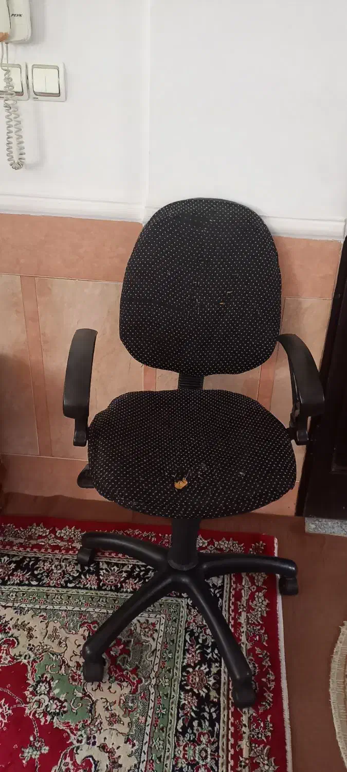 میز وصندلی|صندلی و نیمکت|همدان, |دیوار