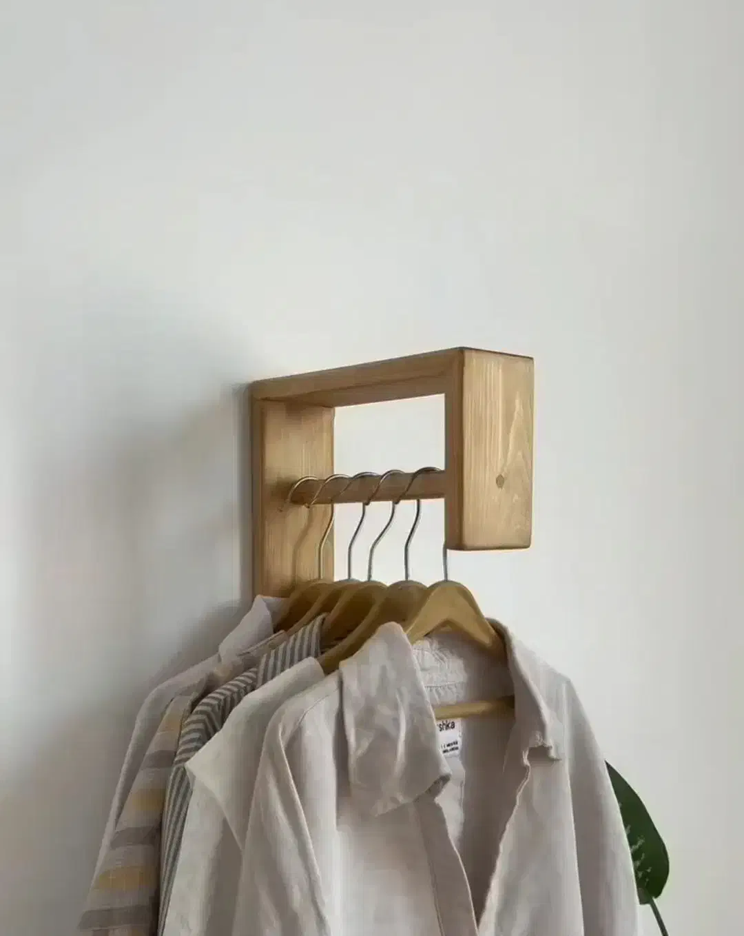 رگال لباس دیواری|کتابخانه، شلف، قفسه‌های دیواری|تهران, یافت آباد جنوبی|دیوار