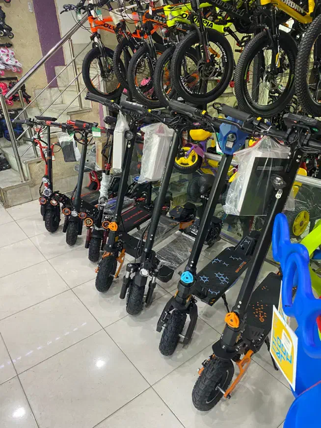 ماشین شارژی دوچرخه اسکوتر برقی اقساط بازنشستگان|دوچرخه، اسکیت، اسکوتر|کرج, شهرک بنفشه|دیوار