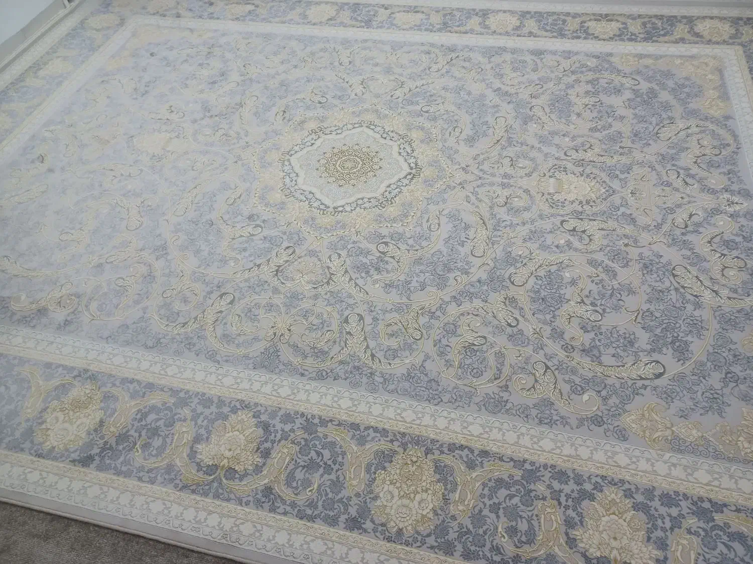 فرش ۱۲ متری ۱۲۰۰ شونه تراکم ۳۶۰۰|فرش|اندیمشک, |دیوار