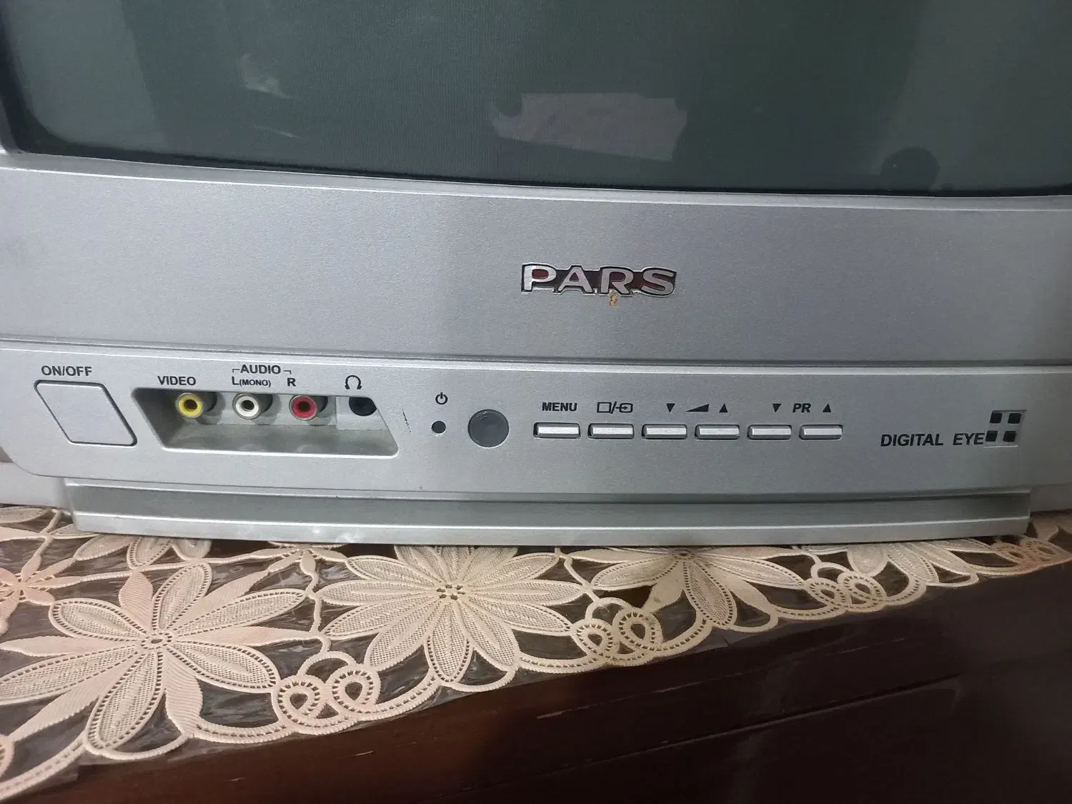 تلوزیون رنگی پارس ۱۴ اینچ|تلویزیون و پروژکتور|رشت, گیل|دیوار