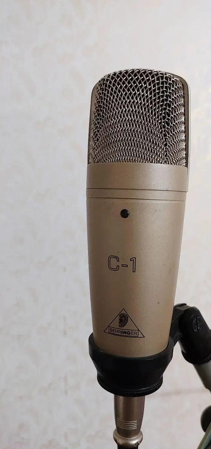 میکرفون استودیو c1 بسیار تمیز کم کارکرد|صوتی و تصویری|اهواز, امانیه|دیوار