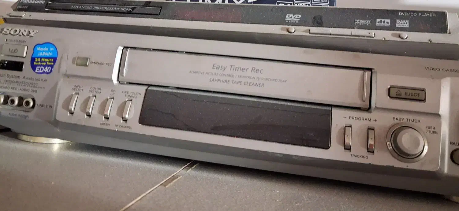 ویدو بزرگ وسیله دی جدا|پخش‌کننده DVD و ویدیو|اصفهان, فرح آباد|دیوار