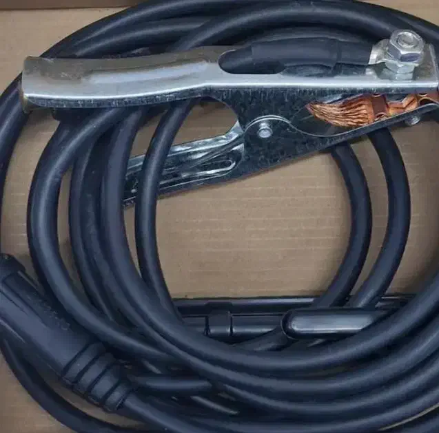 ریش تراش پمپ ایتالیا ایتالیا کابل جوشکاری|آرایشی، بهداشتی، درمانی|فردیس, شهرک ۱۱۰|دیوار