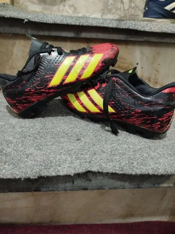 کفش استوک فوتبالی سایز ۳۸ قالب کوچیک ۳۶ قالب بزرگ|کیف، کفش، کمربند|محمدشهر, محمدشهر|دیوار