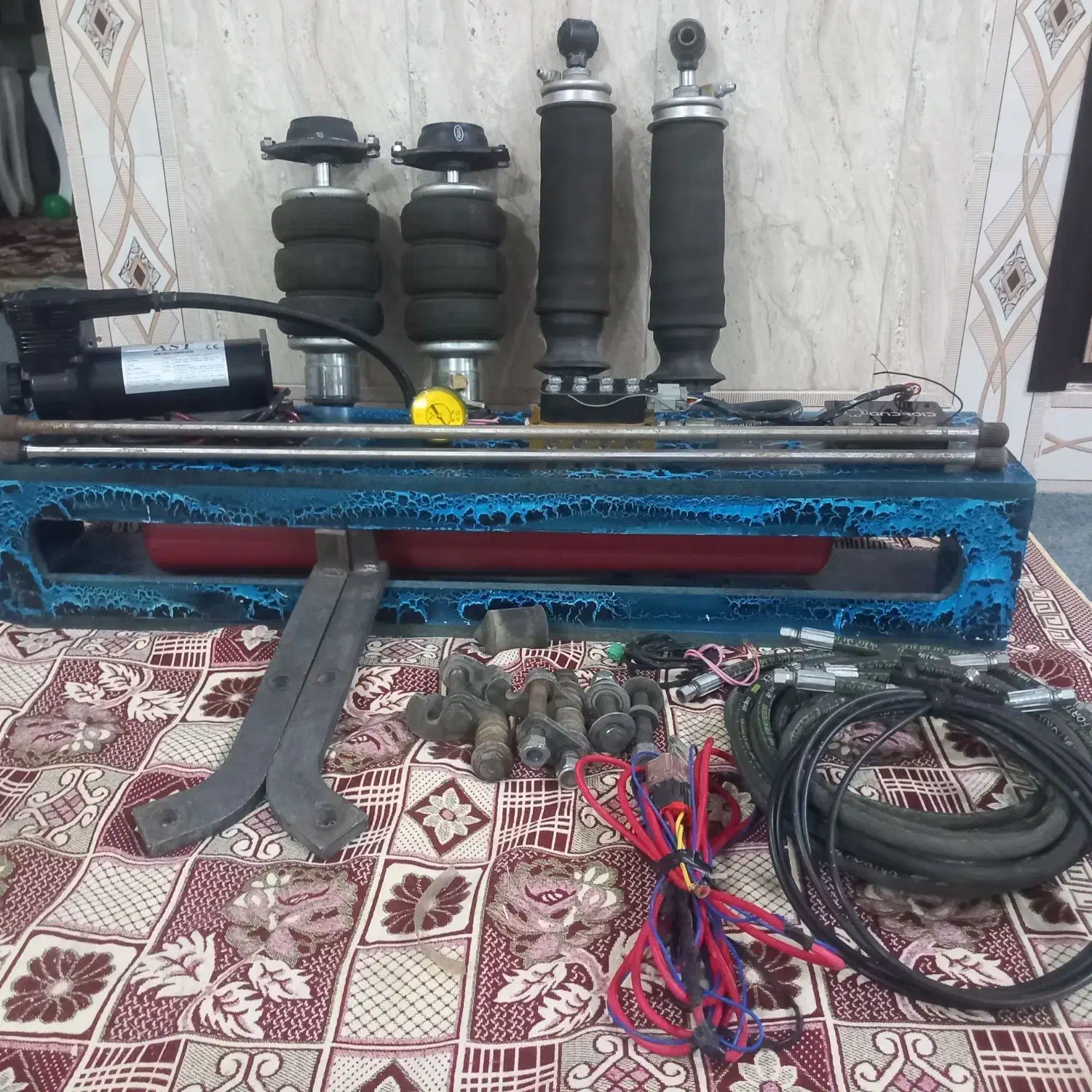 پنوماتیک ایرانخودرو|قطعات یدکی و لوازم جانبی|بن, |دیوار