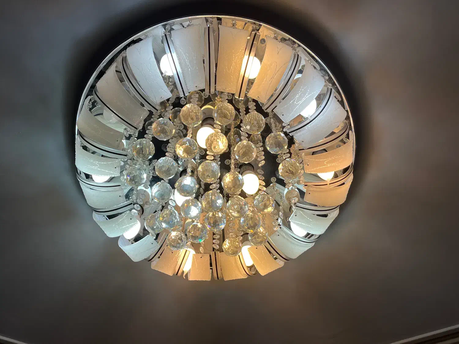 یک جفت لوستر سقفی|لوستر و چراغ آویز|ارومیه, |دیوار