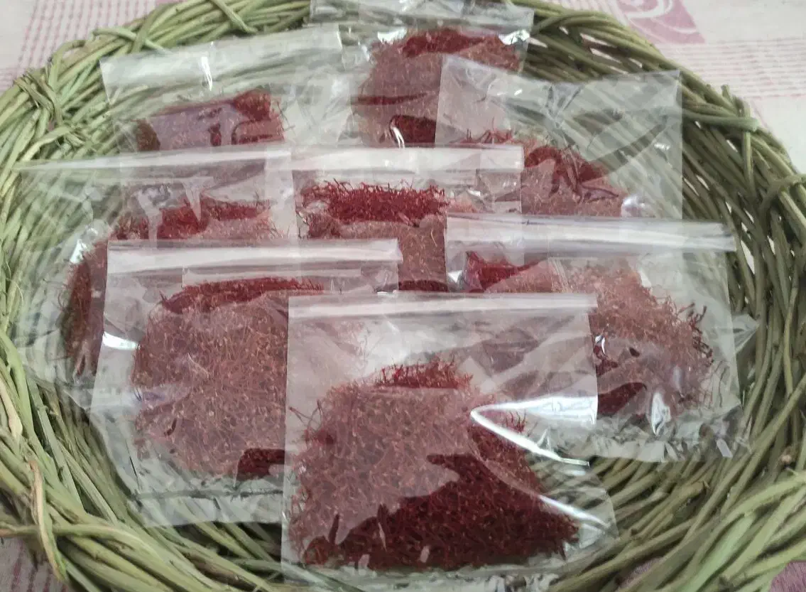 زعفران سرگل دشتخاک|خوردنی و آشامیدنی|زرند, |دیوار