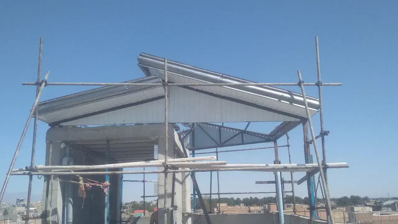 سقف ایرانتی و شیروانی ورق رنگی کرکره|خدمات پیشه و مهارت|نیشابور, مازول|دیوار