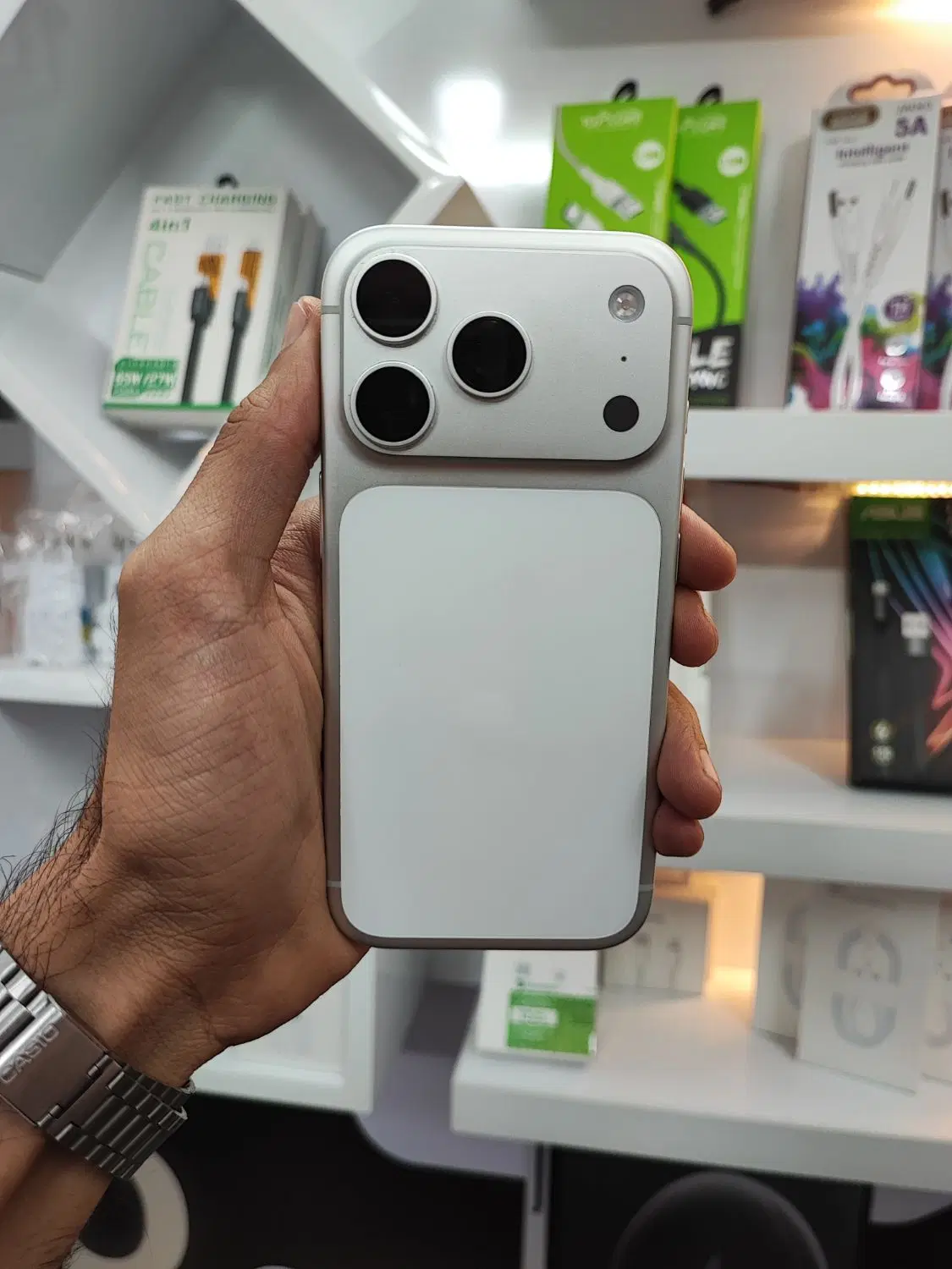 Iphone 17 pro 256g zaa|موبایل|اسلام‌شهر, شهرک مفیدی|دیوار