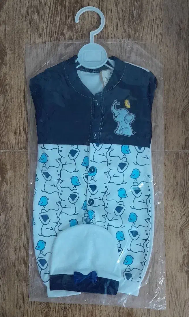 سرهمی نوزاد همراه با کلاه|کفش و لباس بچه|شیراز, نصر|دیوار