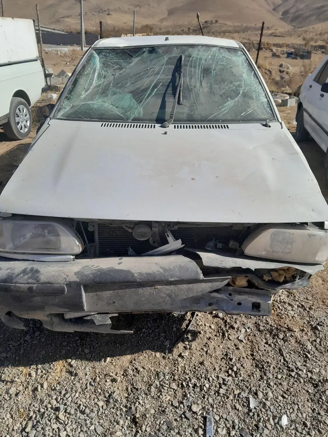 فروش خودرو تصادفی|خودرو سواری و وانت|کیار, |دیوار