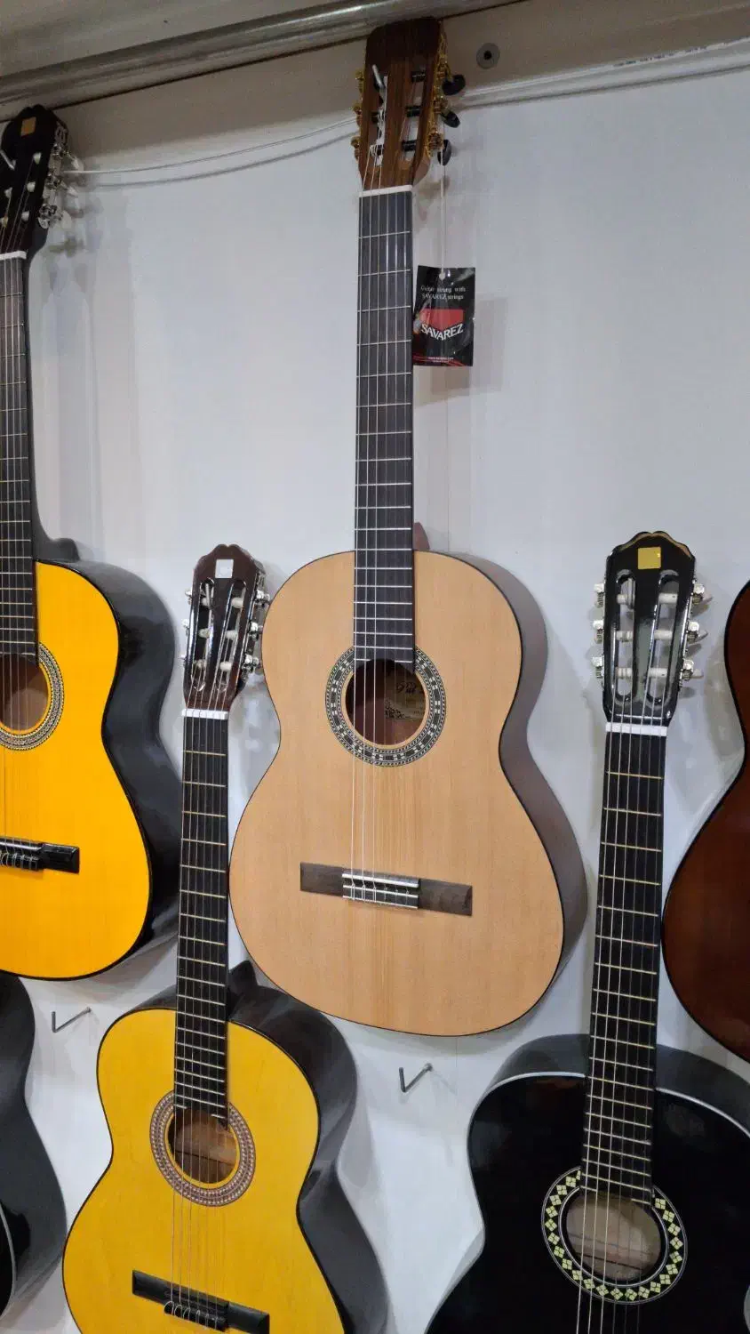 گیتار اسپانیایی pallado (فروشگاه تیموری)|گیتار، بیس، امپلیفایر|اردبیل, |دیوار