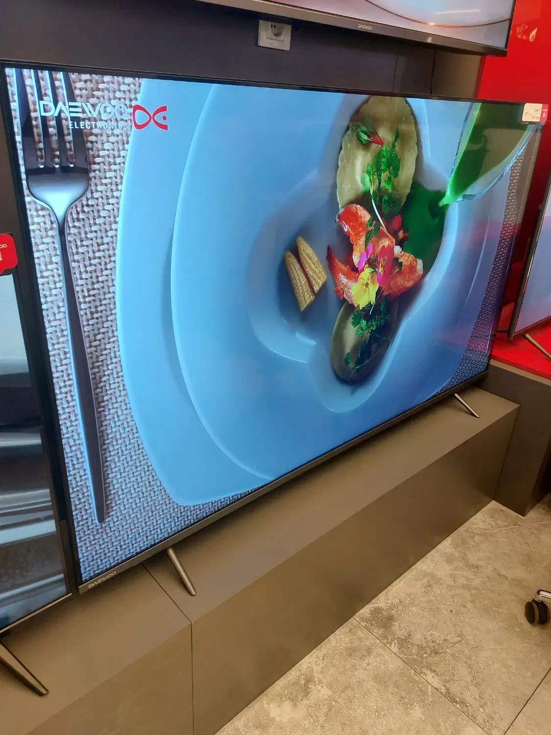 تلوزیون های دوو و اسنوا بیا تخفیف و شرایط|تلویزیون و پروژکتور|تبریز, |دیوار