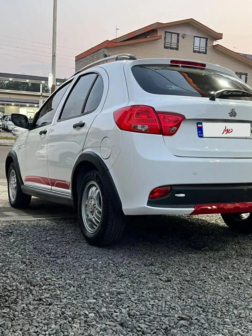 کوییکrمدل۱۴۰۱در حد صفر|خودرو سواری و وانت|املش, |دیوار