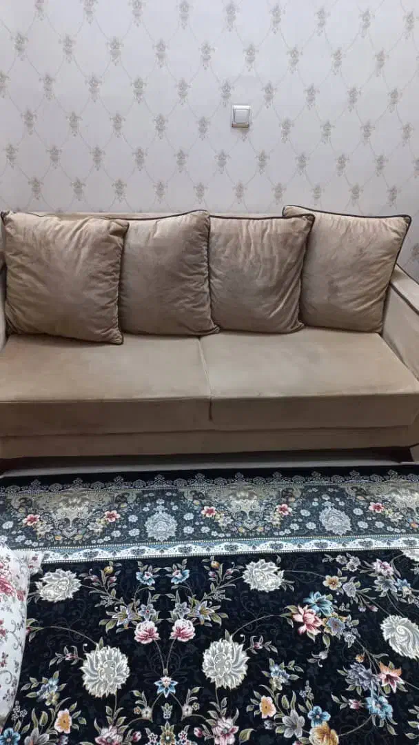 مبل راحتی هفت نفره|مبلمان خانگی و میز عسلی|تهران, هروی|دیوار