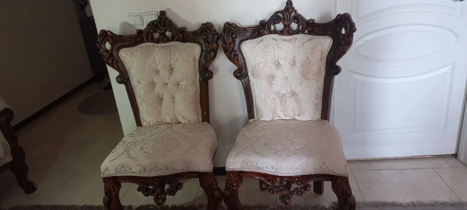 مبل ۹نفره به فروش میرسدبا میز وعسلی.|مبلمان خانگی و میز عسلی|ملارد, |دیوار