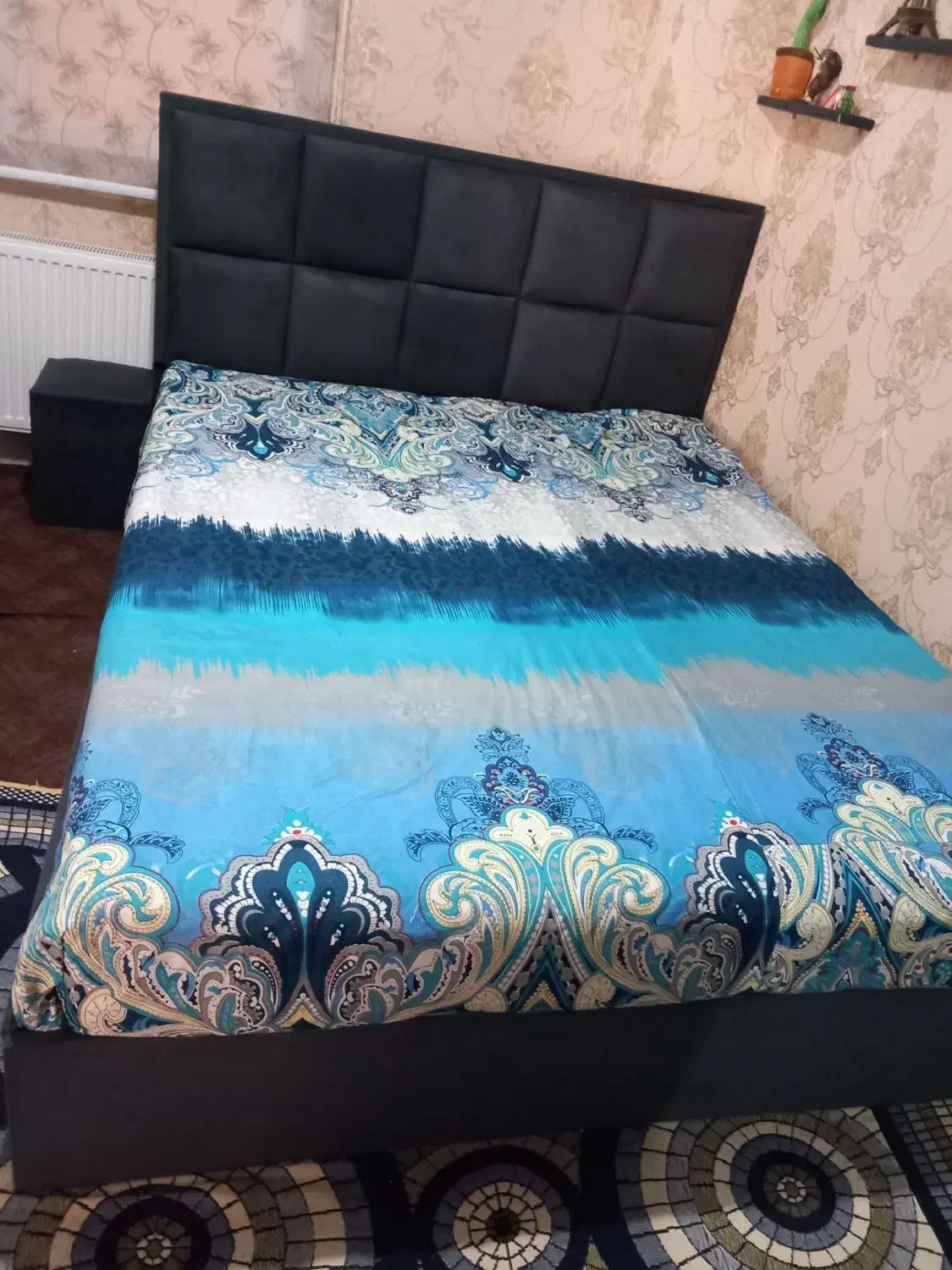 تخت خواب ۲ نفره|تخت و سرویس خواب|هشتگرد, شهرک گلخانه|دیوار