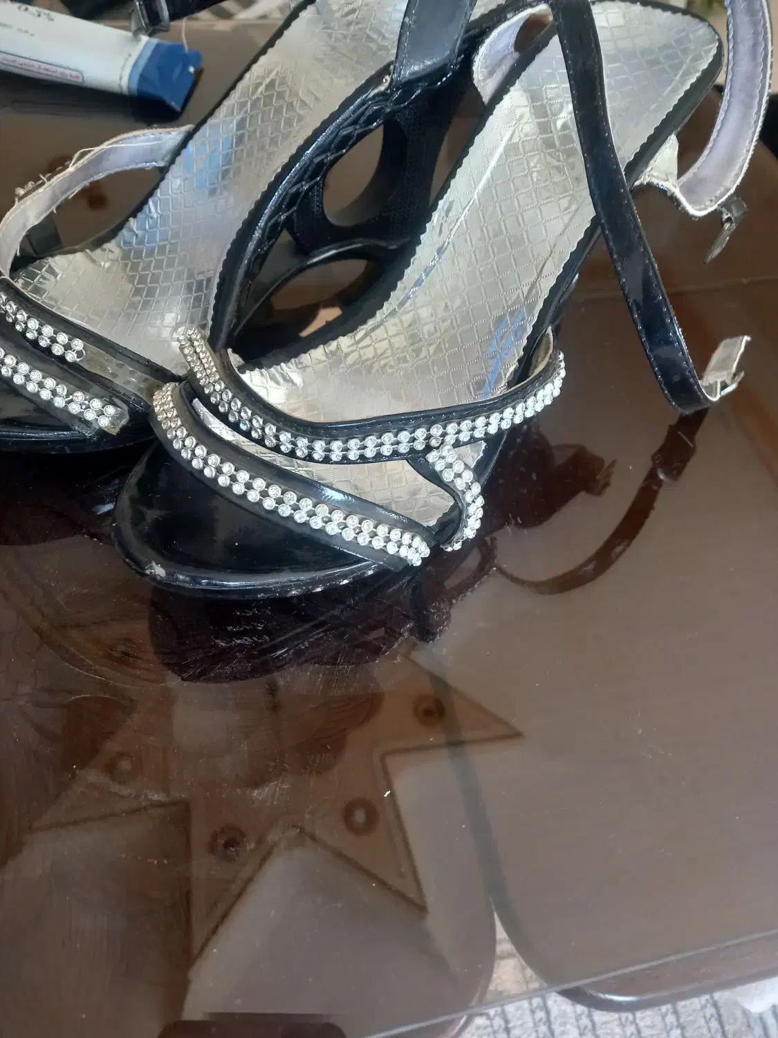 صندل مشکی نگین دار دخترانه|کیف، کفش، کمربند|کرج, حصارک بالا|دیوار