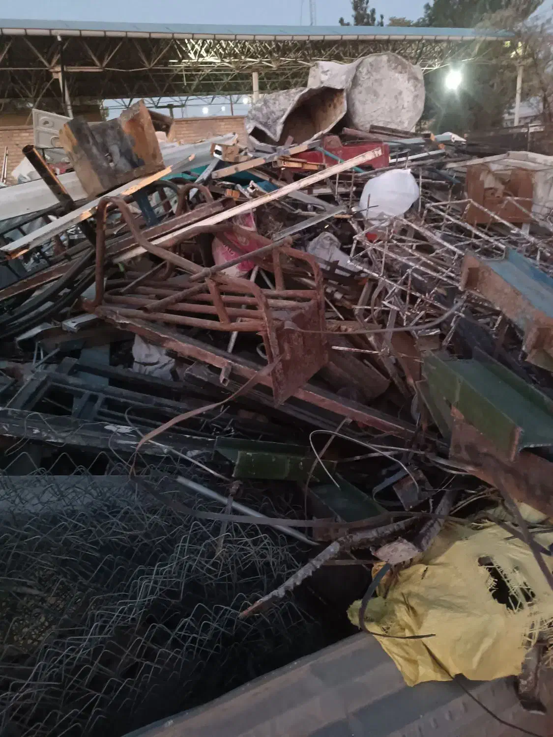 خرید فروش ضایعات آهن چدن مس برنج|عمده‌فروشی|مشهد, احمدآباد|دیوار