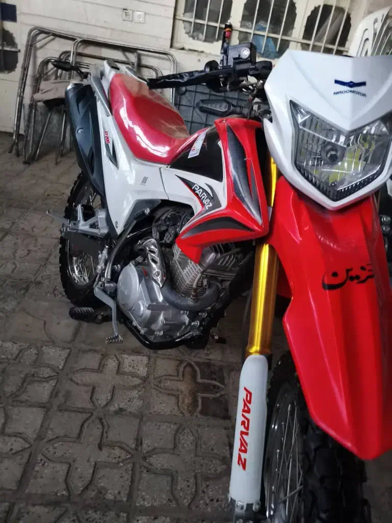 تریل ۲۰۰ جهت معاوضه|موتورسیکلت|فسا, |دیوار