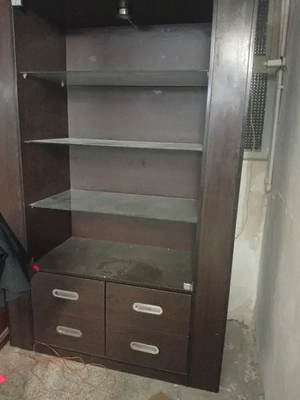 کمد|جاکفشی، کمد، دراور|تربت‌حیدریه, نواب صفوی|دیوار