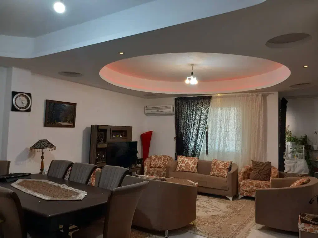 فروش واحد ۹۸ متر طبقه اول|فروش آپارتمان|لاهیجان, کوی استادان|دیوار