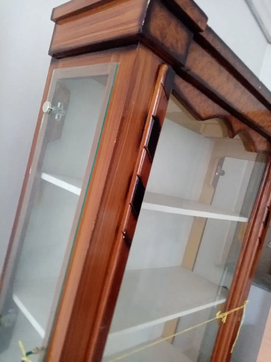 میز تلویزیون و بوفه|میز تلویزیون|تربتحیدریه, ترمینال|دیوار