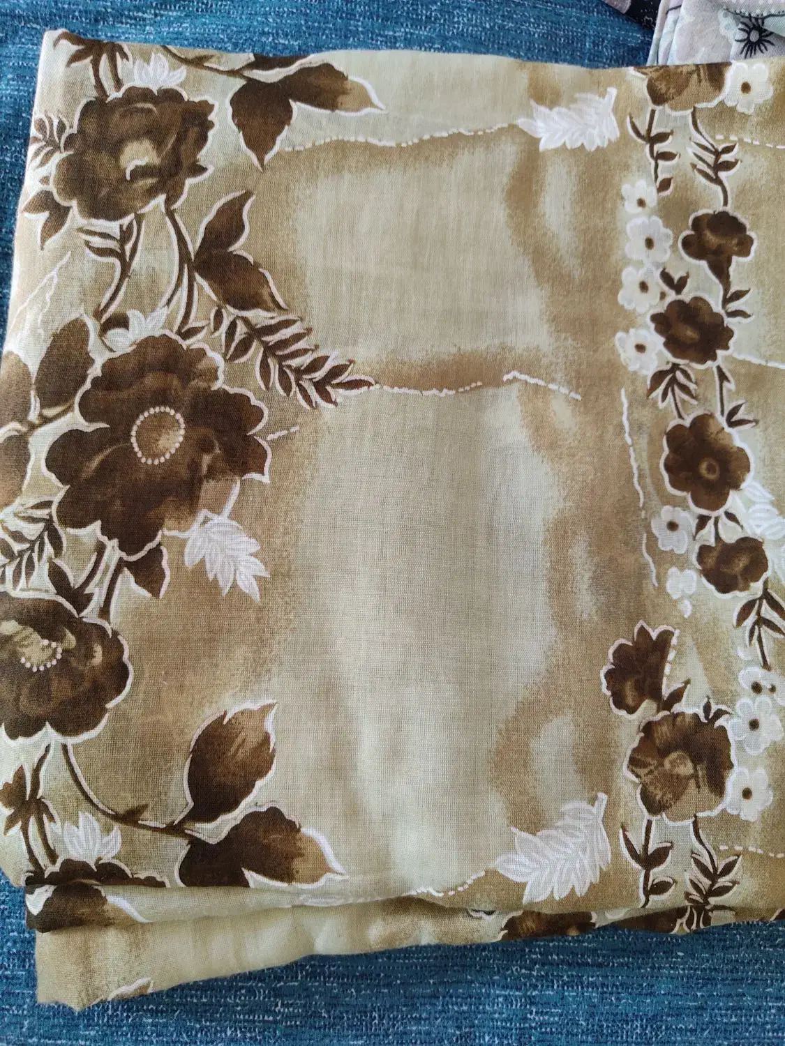 چادری دوخته شده و قواره ای بقیمت حراج|لباس|زنجان, |دیوار