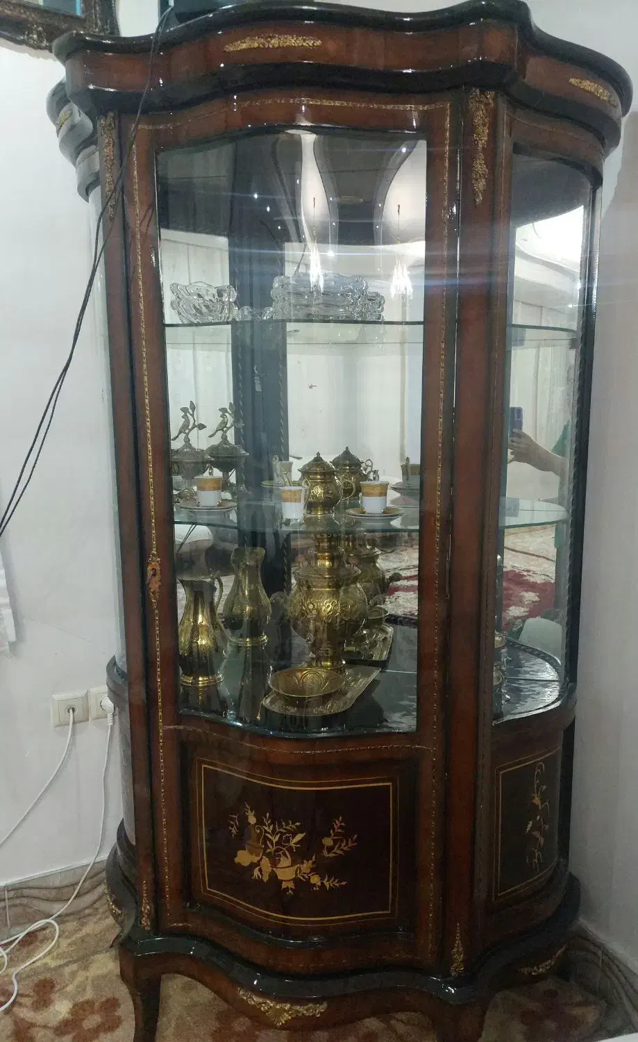 بوفه با چوب درجه یک راش گرجستان|بوفه، ویترین، کنسول|قرچک, مهدیه|دیوار