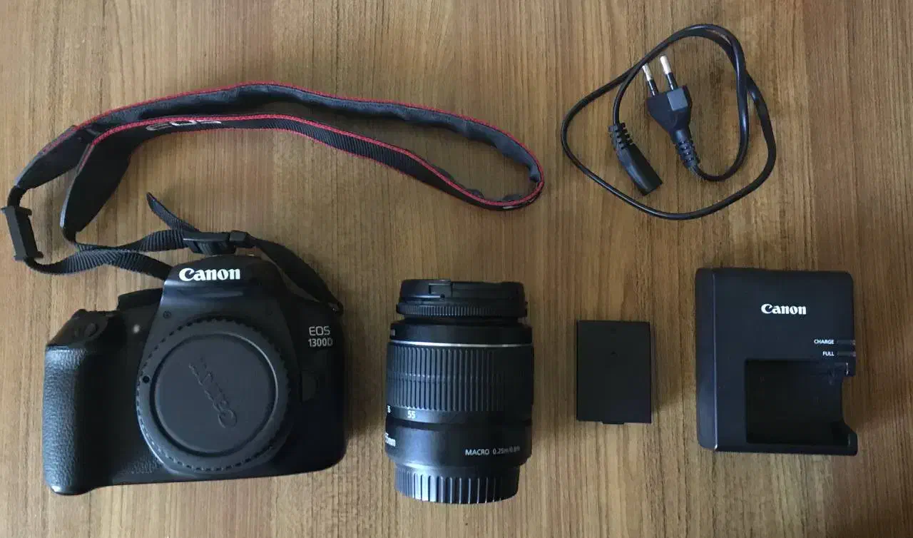 دوربین Canon 1300d با تجهیزات کامل و لنز 18-55|دوربین عکاسی و فیلمبرداری|اصفهان, نقش جهان|دیوار