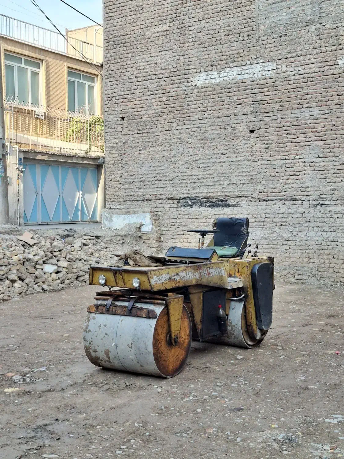 اجاره غلطک ۲۱تنی۱۱تنی ویبره کامل مخصوص زیرسازی|خدمات حمل و نقل|تهران, فتح|دیوار