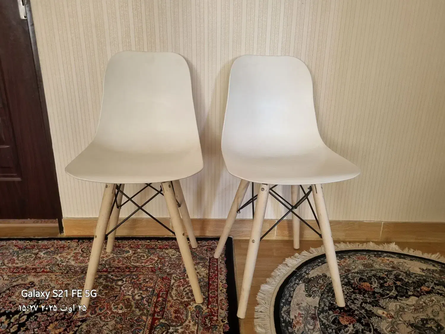 صندلی و میز عسلی|صندلی و نیمکت|اردبیل, |دیوار