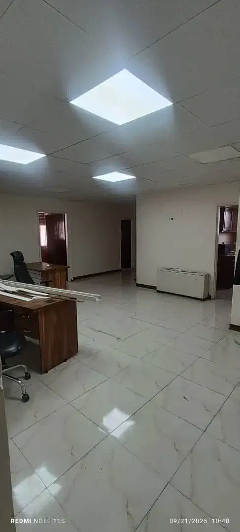 میدان ولیعصر/۱۳۰متر/بدون محدودیت تردد|اجارهٔ دفتر کار، اتاق اداری، مطب|تهران, میدان ولیعصر|دیوار