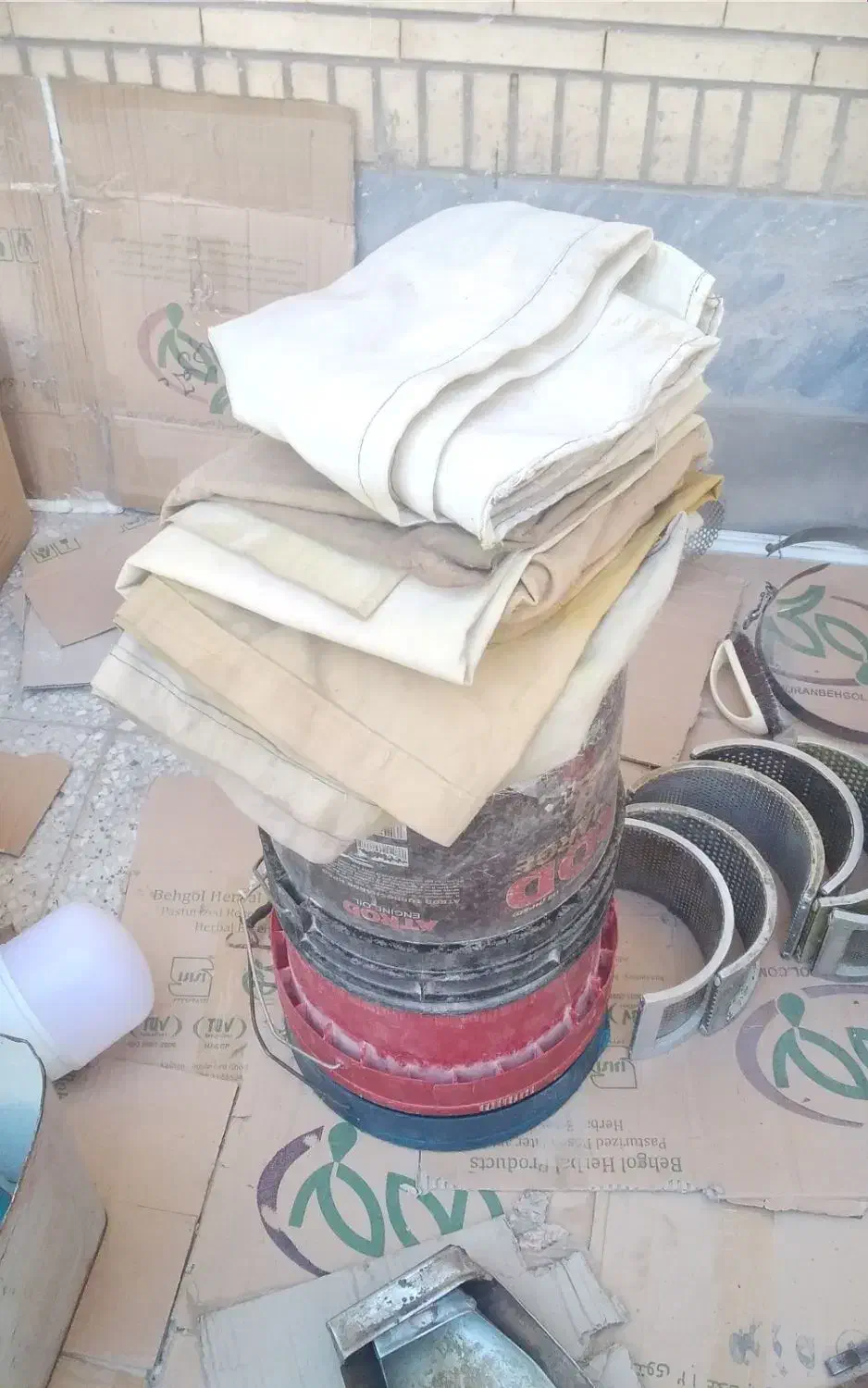 فروش یک عدد آسیاب توس شکن ۲۵۰۰ همراه عرقگیر|ماشین‌آلات صنعتی|زاهدان, |دیوار