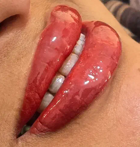 نیازمند مدل رایگان میکرو ابرو و شیدینگ لب|خدمات آرایشگری و زیبایی|شیراز, کوی فرهنگیان|دیوار