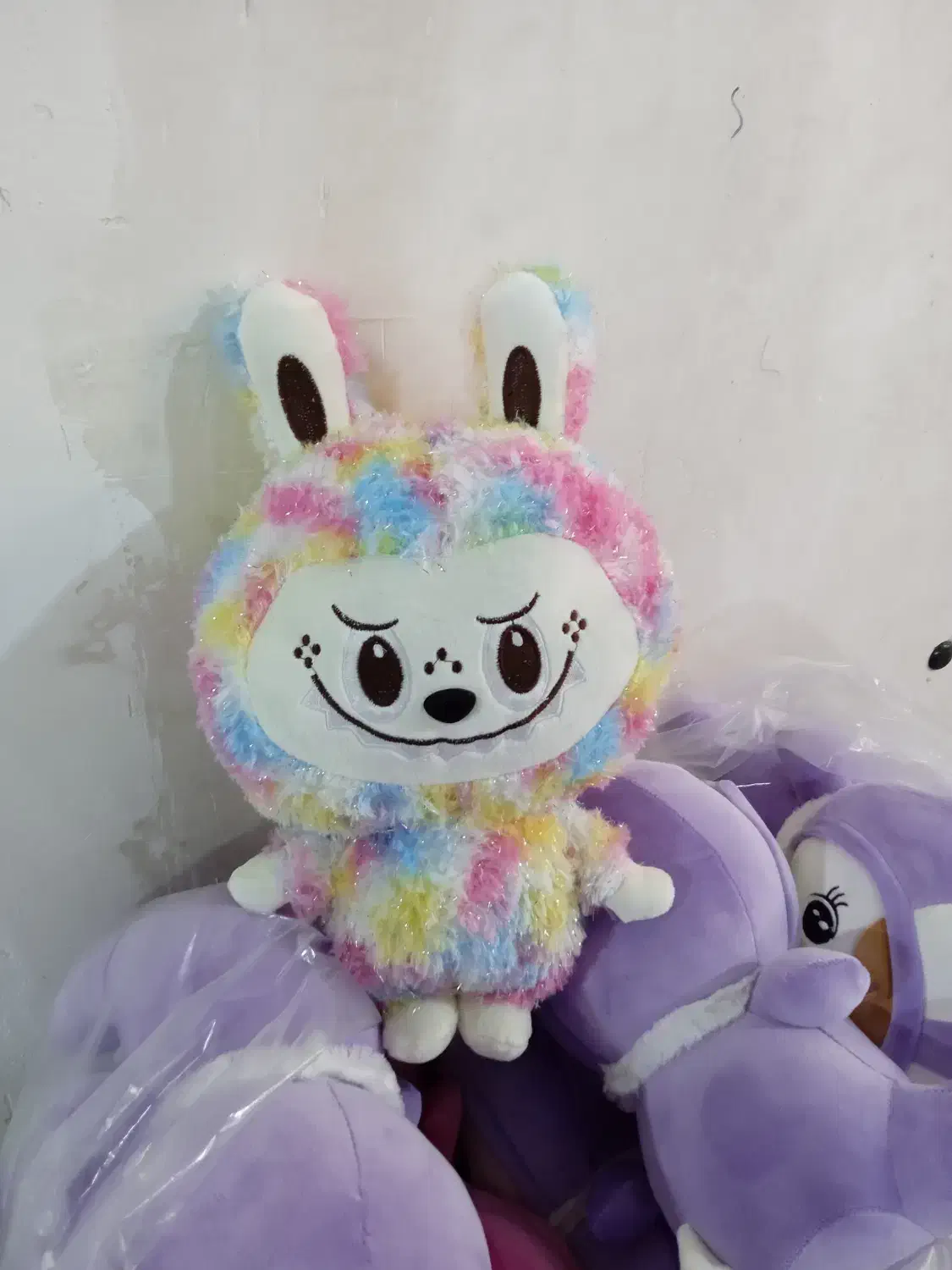 لبوبو به قیمت تولیدی|اسباب‌بازی بچه|قم, انسجام|دیوار